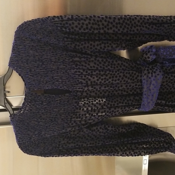 💕THE GREAT💕 The Merry Dress ~ Navy Blue Velvet Burnout Polka Dot Midi M NWT - Picture 13 of 16